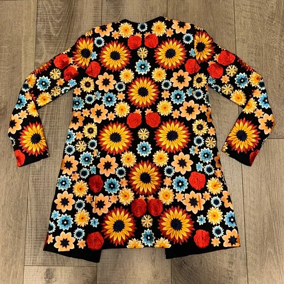 Alice + Olivia Rory Embroidered Long Jacket and Sherri Floral Embroidered Shorts - Picture 9 of 13